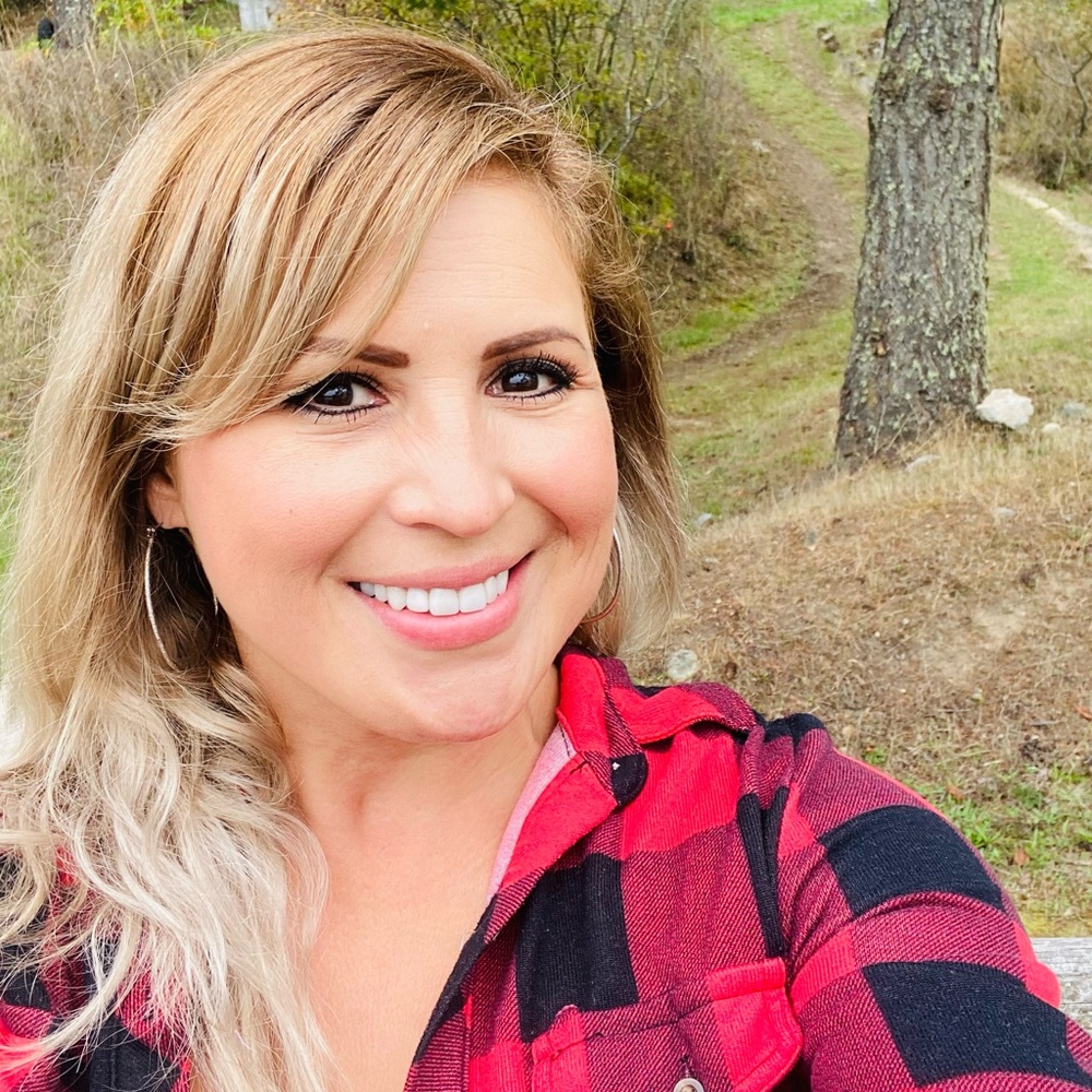 Meet your Posher, Christina
